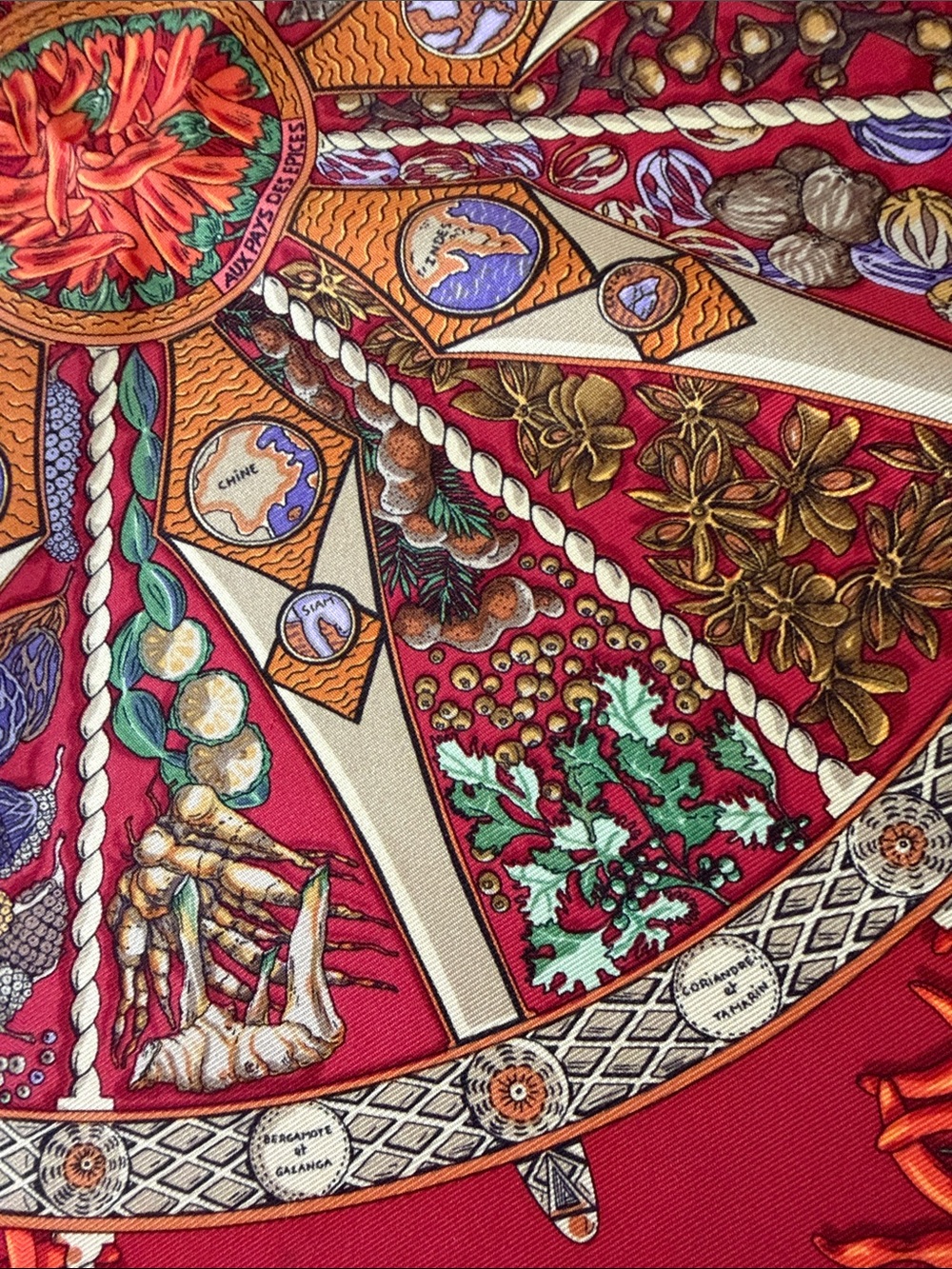 Hermes Scarf with Box - Picture 5 of 9